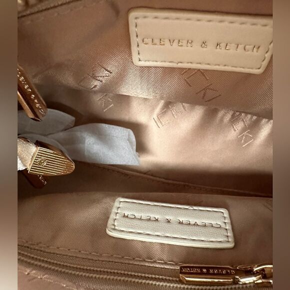 Clever and Ketch Crossbody bag - Picture 4 of 8